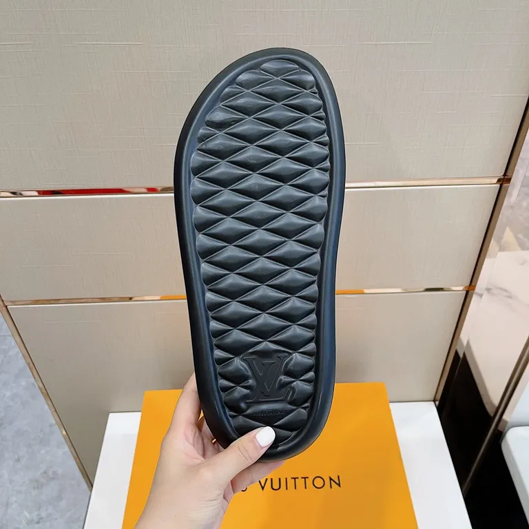 Louis Vuitton Shoe 